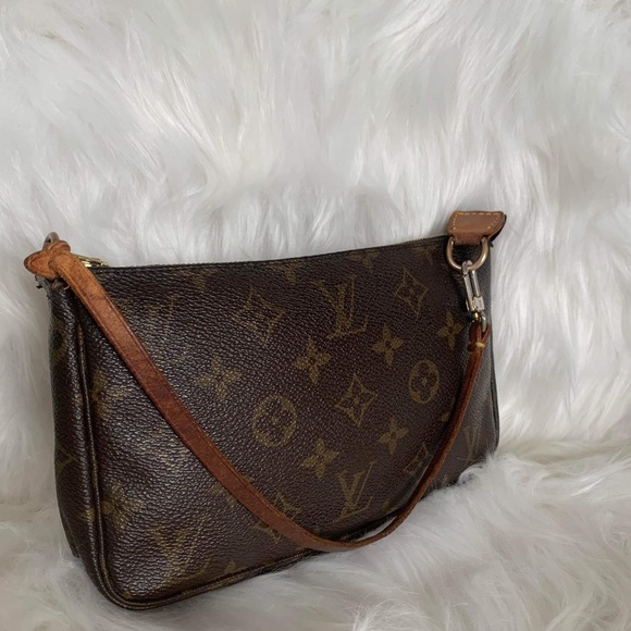 Louis Vuitton monogram Pochette shoulder bag - Picture 3 of 12